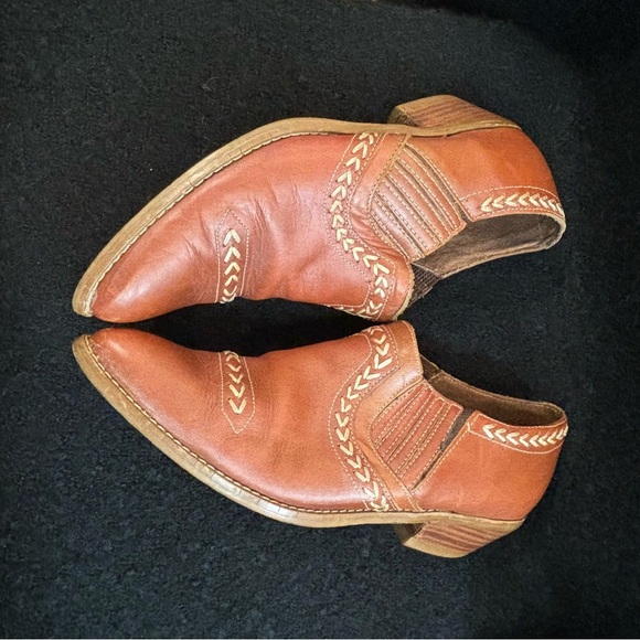 PALOMINO Sz 7B Western Style Stacked Heel Contrasting Stitch Pointy Toe Shooties - Picture 5 of 12